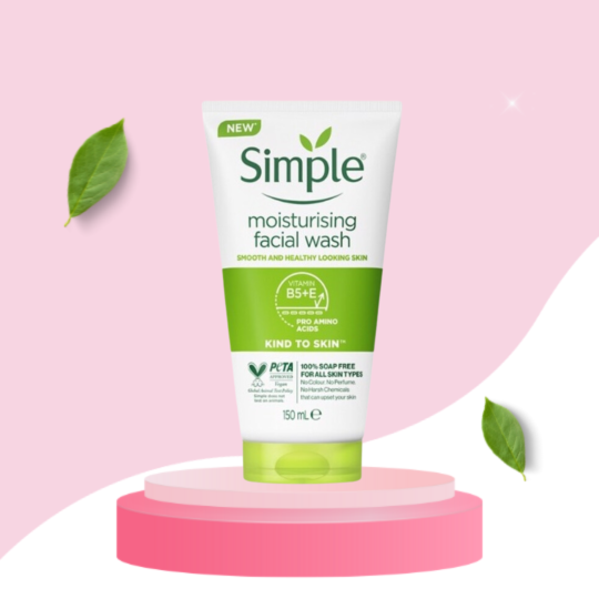 Sữa Rửa Mặt Dưỡng Ẩm Mịn Màng Simple Moisturising Facial Wash 150ml